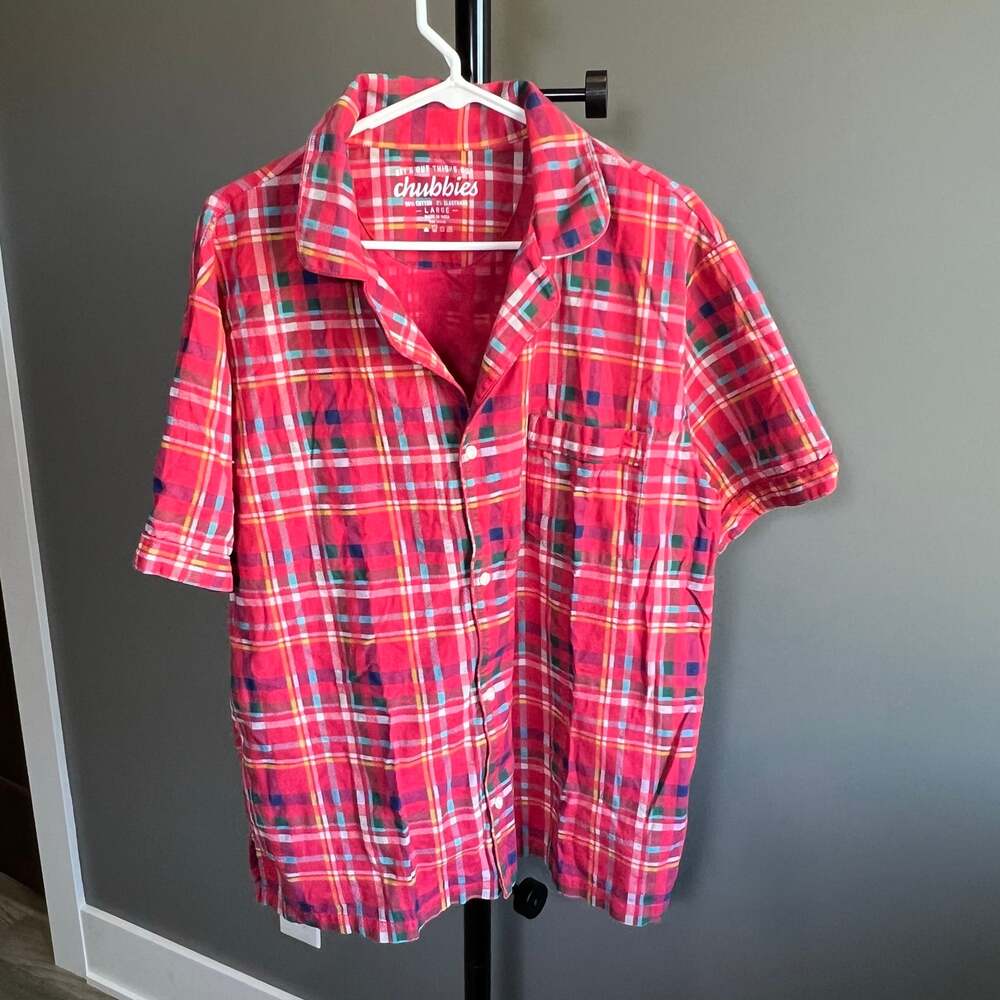 Chubbies Men's Short Sleeve Red Plaid Button Up Shirt Size Large